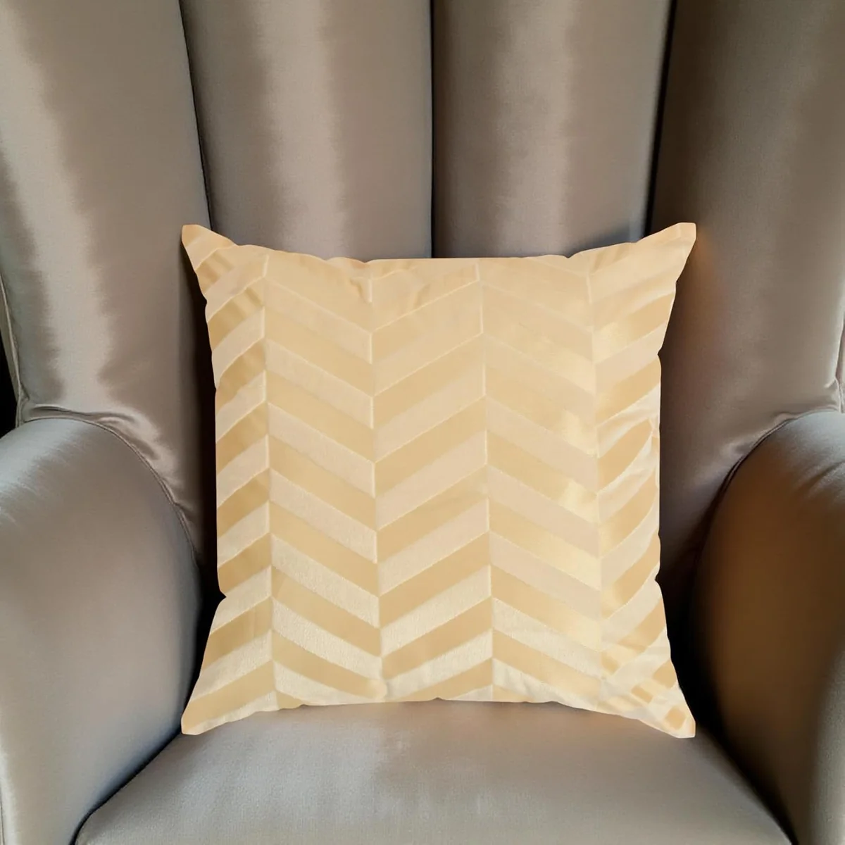 IVAZA Chevron Pettern Velvet Cushion Cover Decorative Throw Pillow Case with Zipper for Sofa, Couch, Bed, Living Room, Boho Home Decor, (12x12 inch) Butter Cream Pack of 1