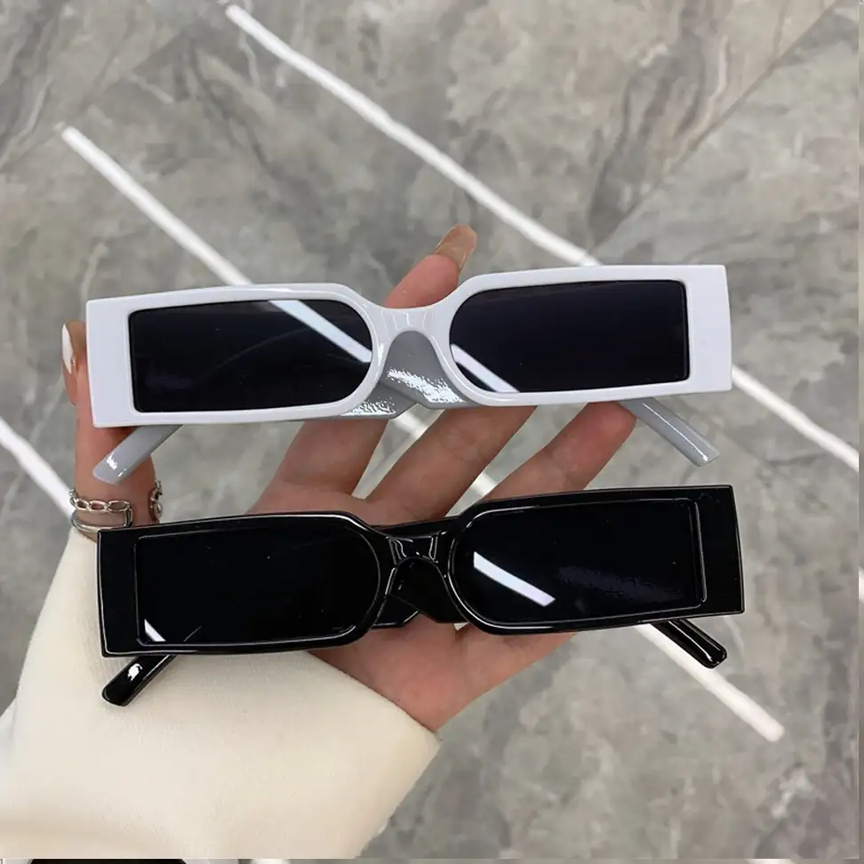 Retro Square Sunglasses (For Men, Black)