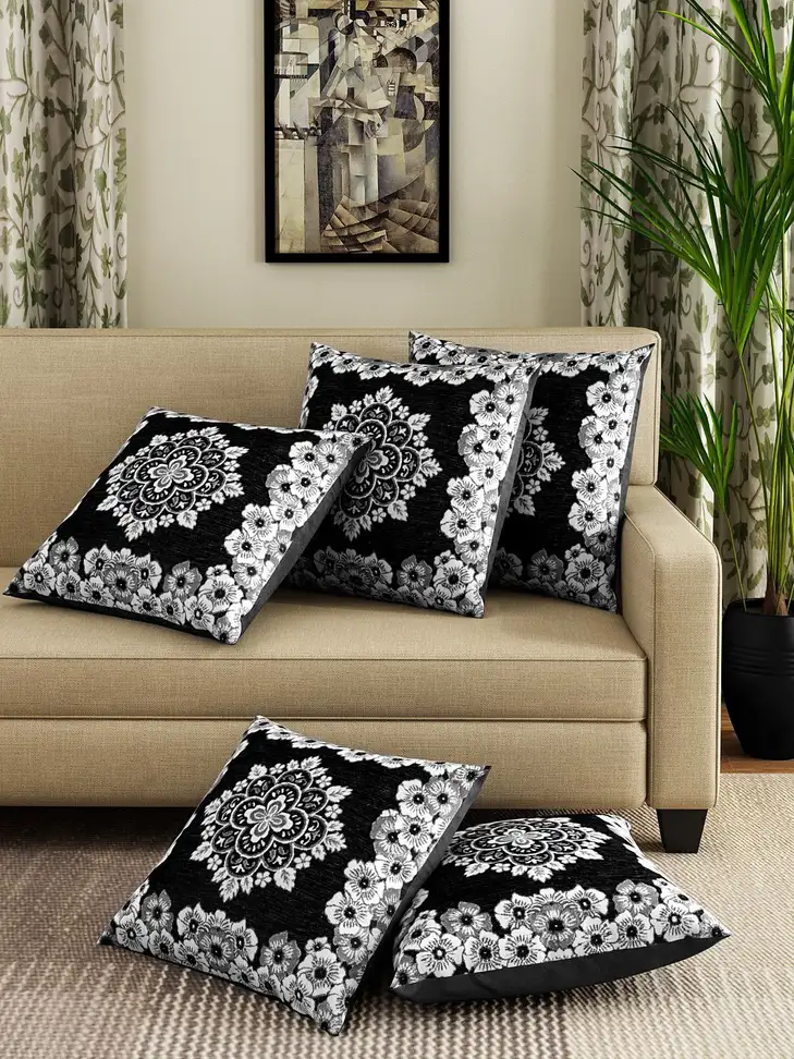 Damask Cushions Cover (Pack of 5, 40.34 cm*40.34 cm, Black)