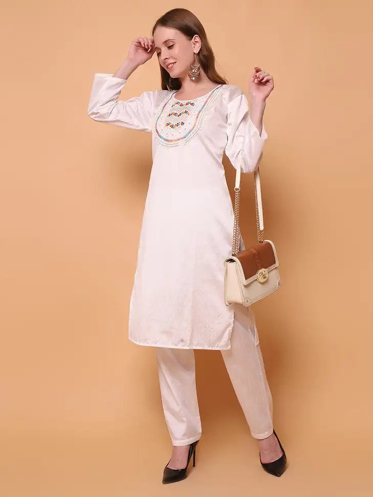 Women Kurta and Pant Set