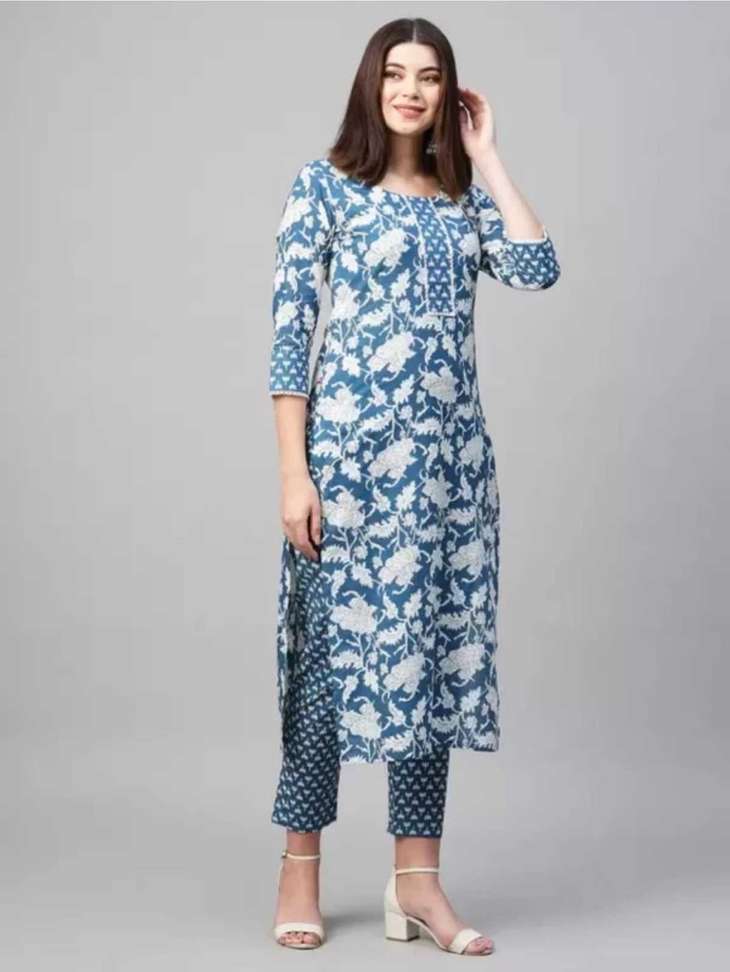Women Kurta and Pant SetWomen Kurta and Pant Set