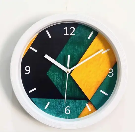 Analog Wall Clock (White, With Glass)